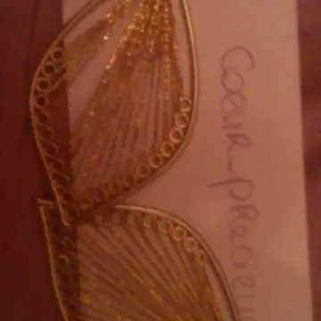 boucle d oreille, Mim