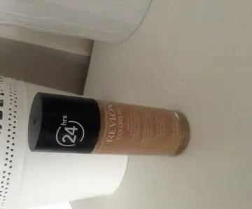 Fond de teint, Revlon