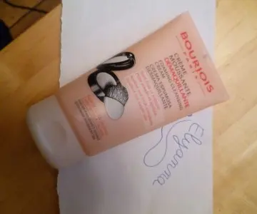 Crème Moussante Démaquillante, Bourjois