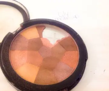 Mosaic bronzer, Makeup Academy / MUA