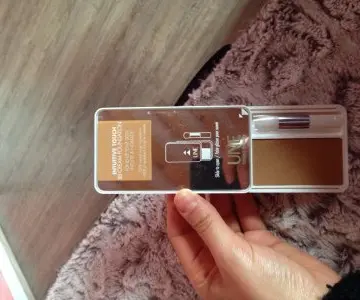 BB cream fond de teint soin, UNE Beauty