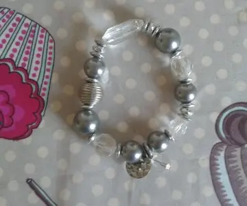 Bracelet, Inconnue