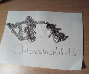 Collier Claire's, Claire's