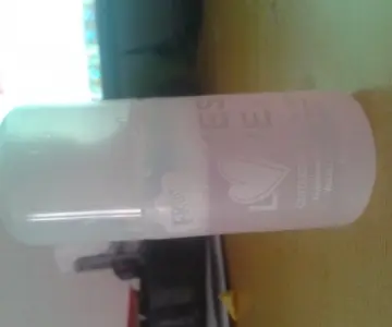 Dissolvant aux odeurs de fruits., Yes Love