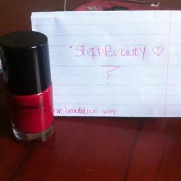 Vernis Framboise, Bérangère