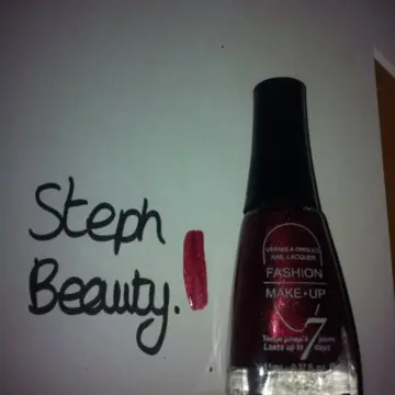 Vernis rouge irisé, Fashion Make Up