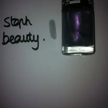 Vernis gris irisé, C'est tout moi !
