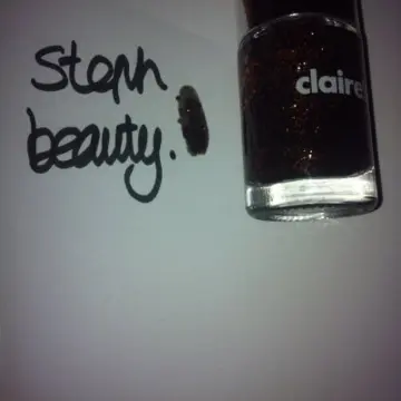 Vernis noir pailleté, Claire's