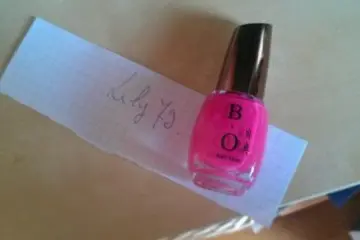 Vernis Rose, BO