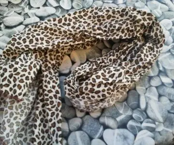 Foulard papa pique et maman coud, Papa Pique et Maman Coud