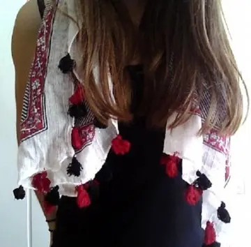 Foulard vinatge, Inconnue
