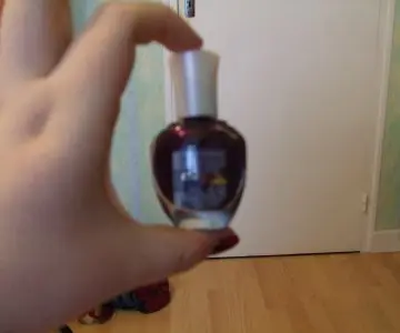 vernis violet, Inconnue