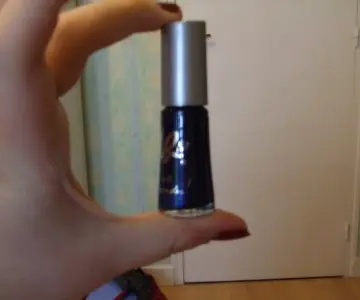 vernis bleu nuit, Agnès b.