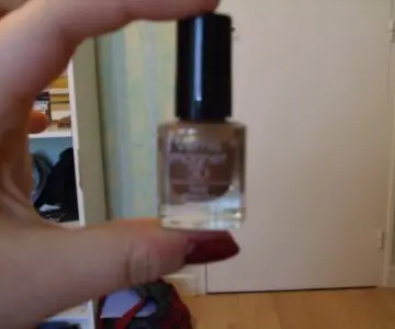 vernis magnet doré, Nocibé