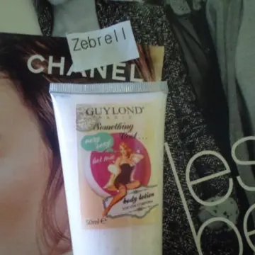 Lait pour le corps à la rose, Douglas