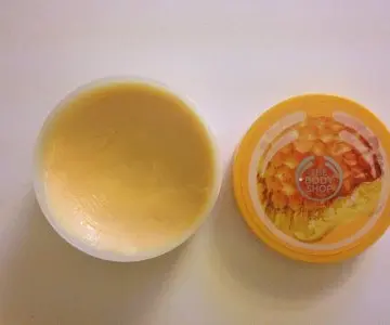 Exfoliant crème pour le corps, The Body Shop