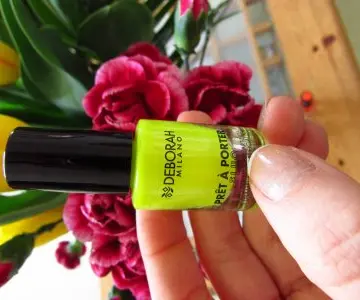 Vernis pour faux ongles, Deborah Milano