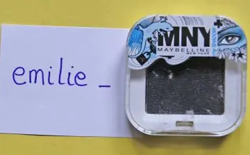 Fard à paupières, Maybelline