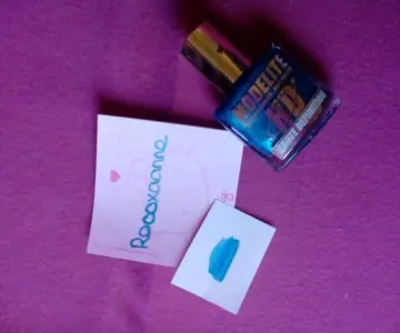 vernis, Modélite