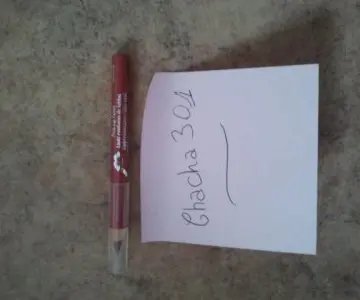 crayon a levre, Yves Rocher