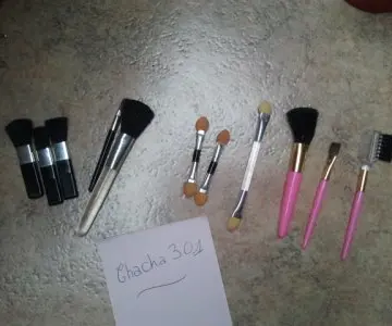 mini pinceaux de maquillage divers, Inconnue