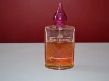 Eau de toilette l'oriental, Eau Jeune