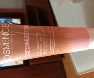 Soin autobronzant, Cosmence