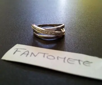 Bague en argent, Inconnue