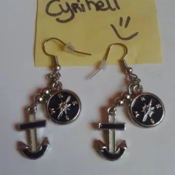boucle d'oreille ancre marine, Inconnue