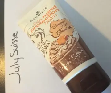 Crème pour les mains, Essence