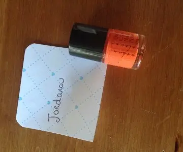 Vernis, Inconnue