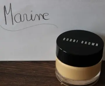 Extra Repair Foundation SPF25, Bobbi Brown