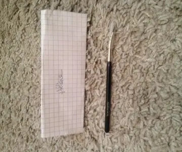 Pinceau ANGLED EYE LINER BRUSH, Laura Mercier
