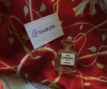 Mini flacon vide Chanel n°5, Chanel