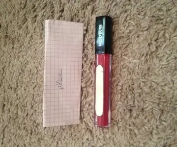 Gloss, ModelCo