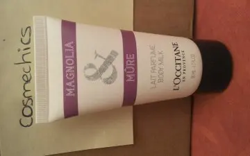 Lait parfumé Magnolia et mure, L'Occitane en Provence