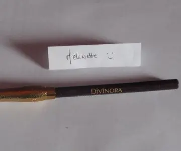 Crayon prune, Guerlain