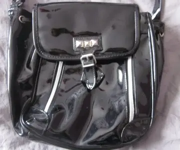 Sac noir, Inconnue
