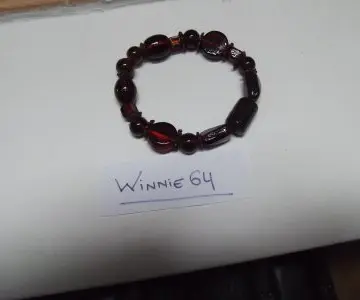 bracelet marron, Inconnue