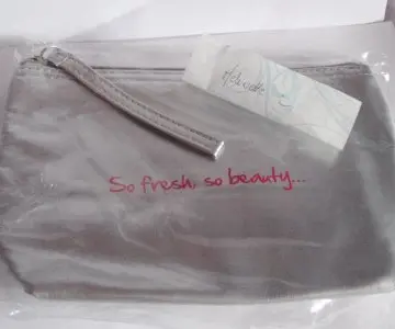 Sac beauté, Inconnue