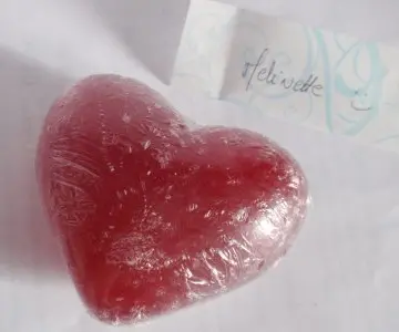 Savon coeur, Inconnue