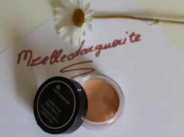 Correcteur zéro défaut, Yves Rocher