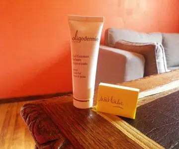 Gel Gommant Velours, Oligodermie