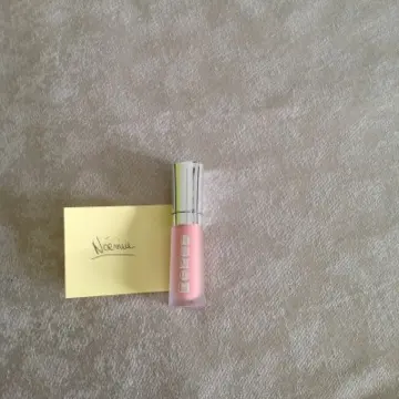 Gloss Buxom, Buxom