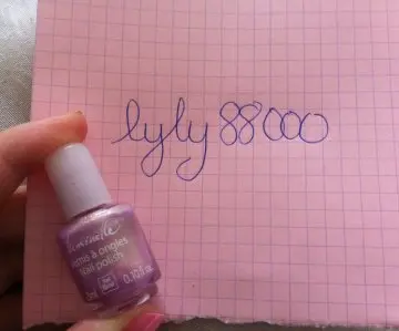 Mini vernis violet pailleté, Yves Rocher