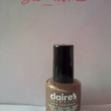 Vernis taupe, Claire's