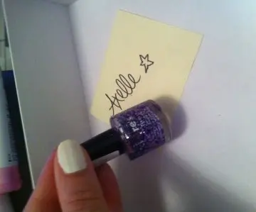 Vernis a ongles pailletés violet, Claire's