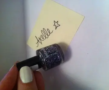 Vernis pailletés argenté, Claire's