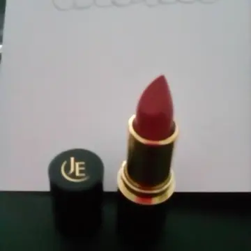 rouge à levre, Jean d'Estrées