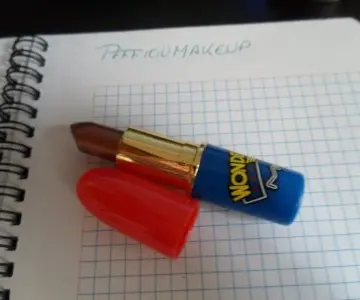 Ral MAC Heroine, MAC Cosmetics